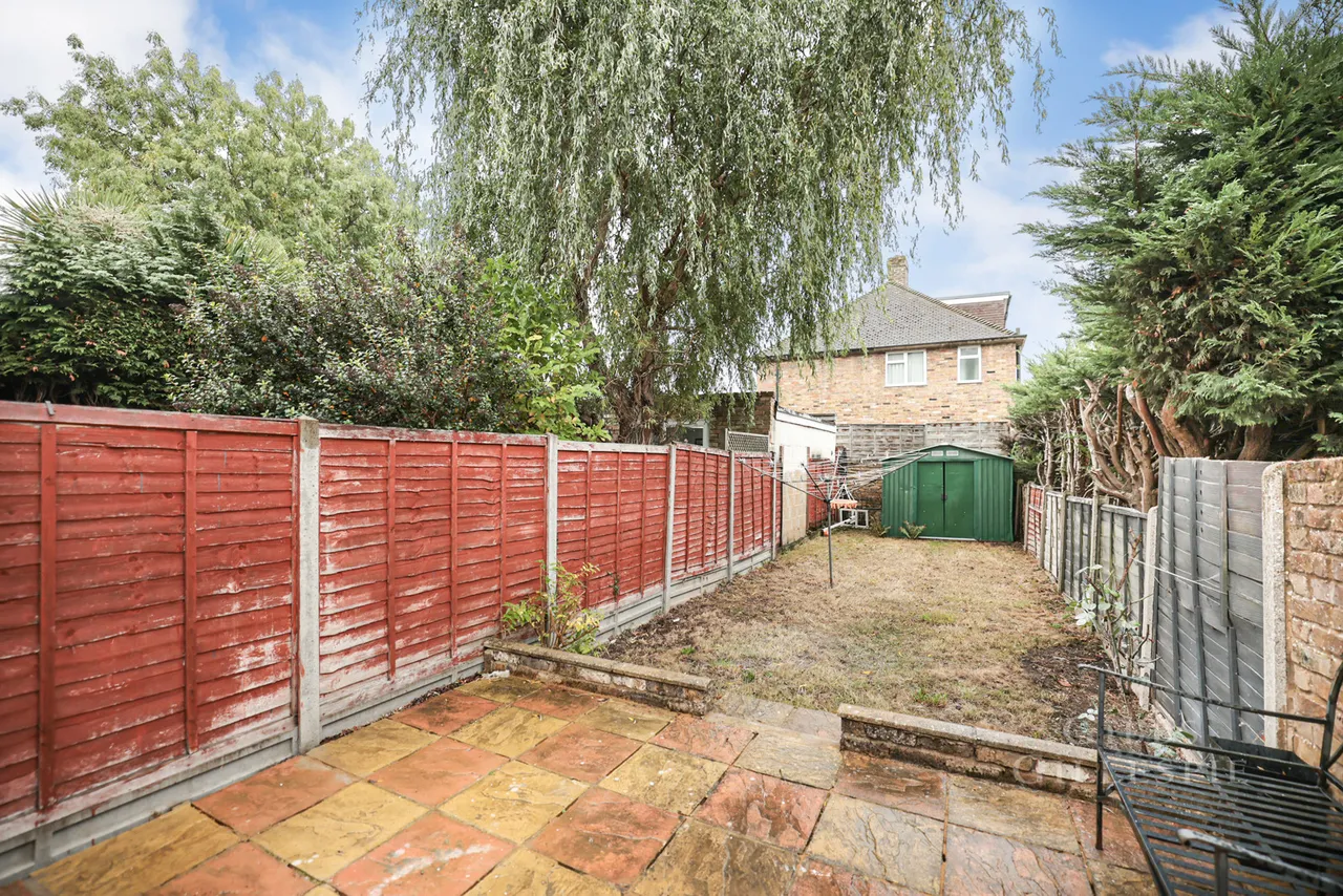 Park Road East, Uxbridge Fees Apply, UB10, photo 6