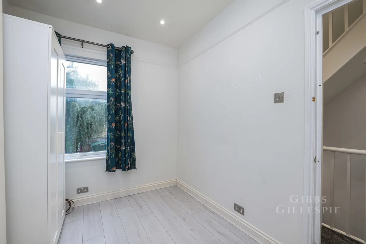 Park Road East, Uxbridge Fees Apply, UB10, photo 27