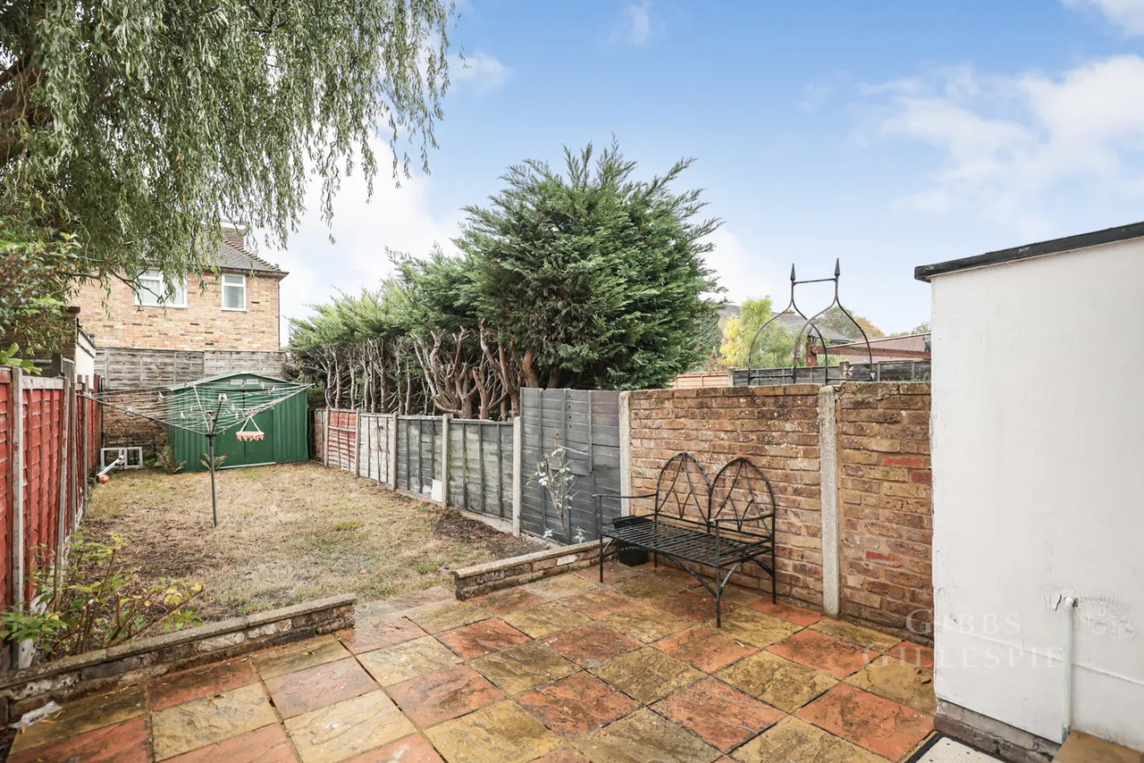 Park Road East, Uxbridge Fees Apply, UB10, photo 4