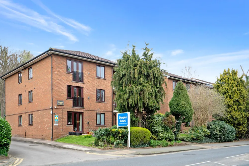 1 bed flat for sale, Uxbridge Road, Pinner, HA5
