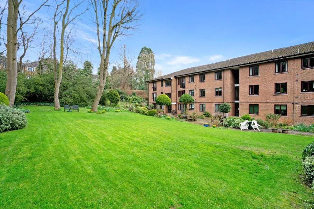 Uxbridge Road, Pinner, HA5, photo 14