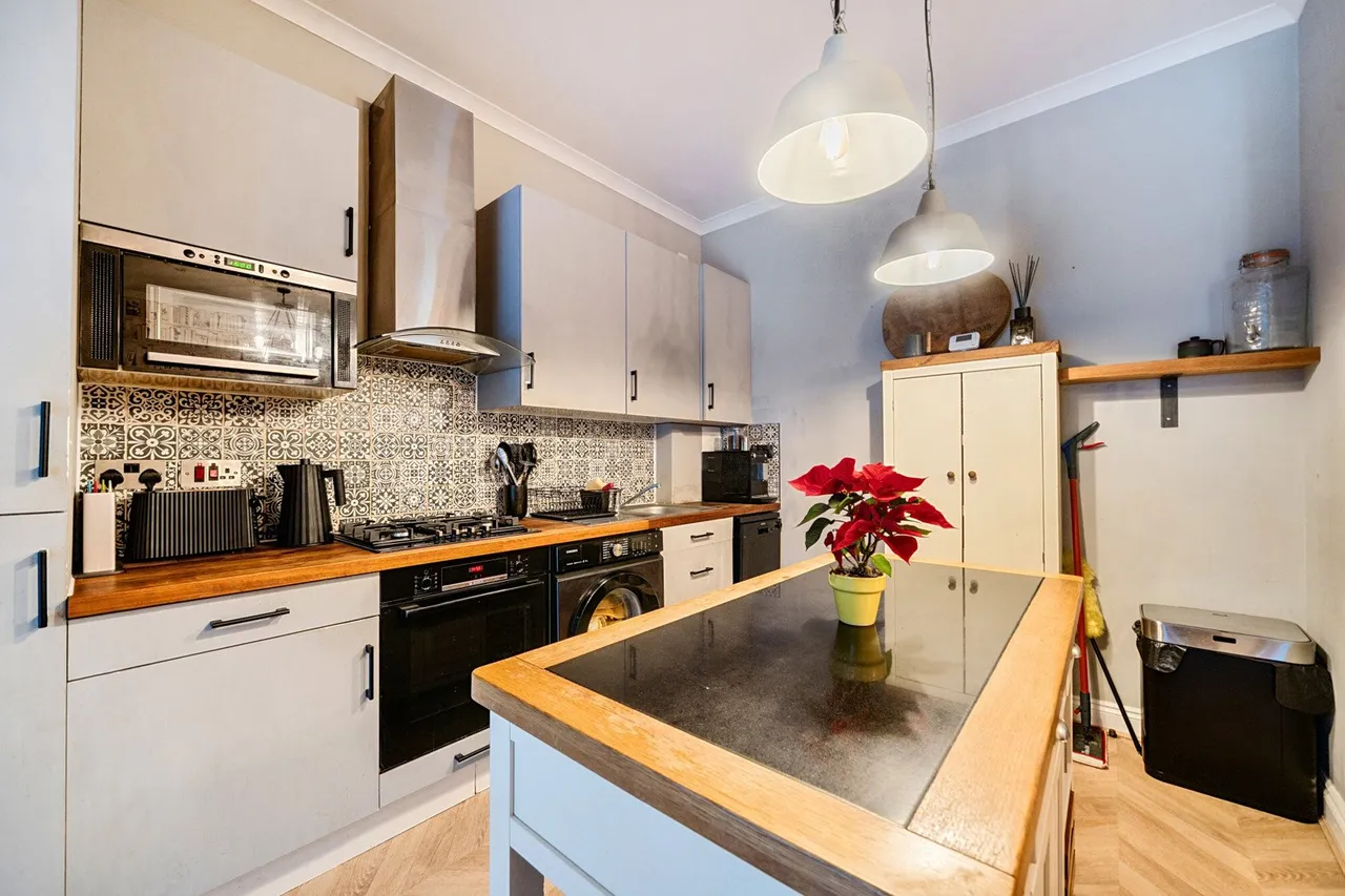 Bonfield Road, SE13, photo 13