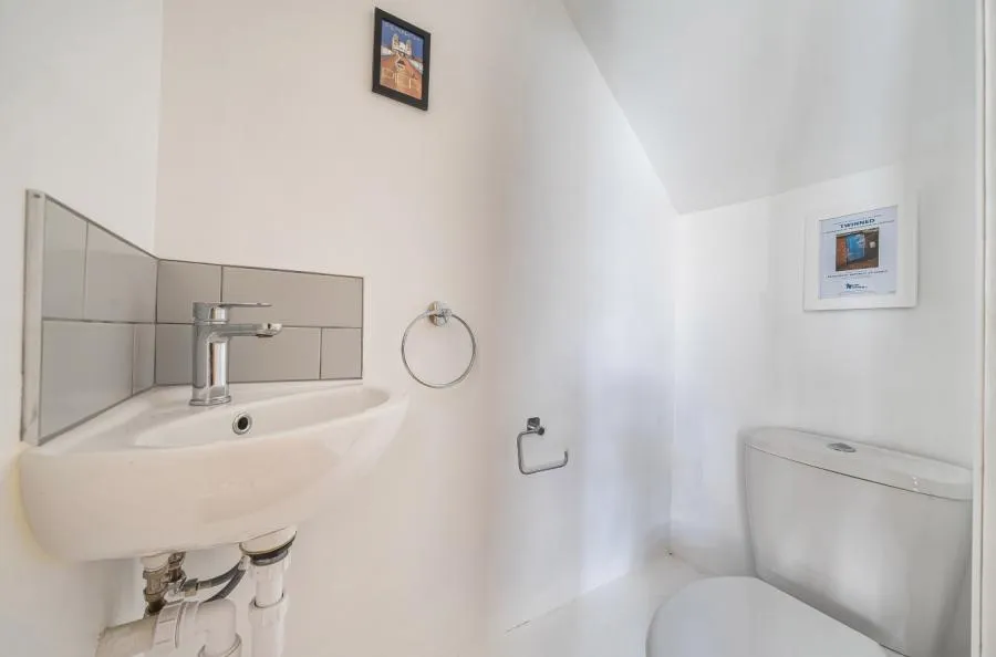 Westmoreland Street, Canton, CF5, photo 9