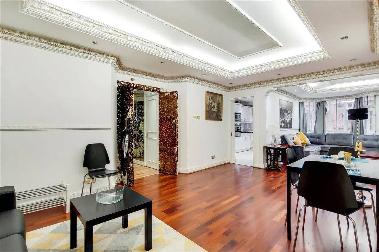 Brompton Road, Knightsbridge, London, SW3 1ET, photo 7