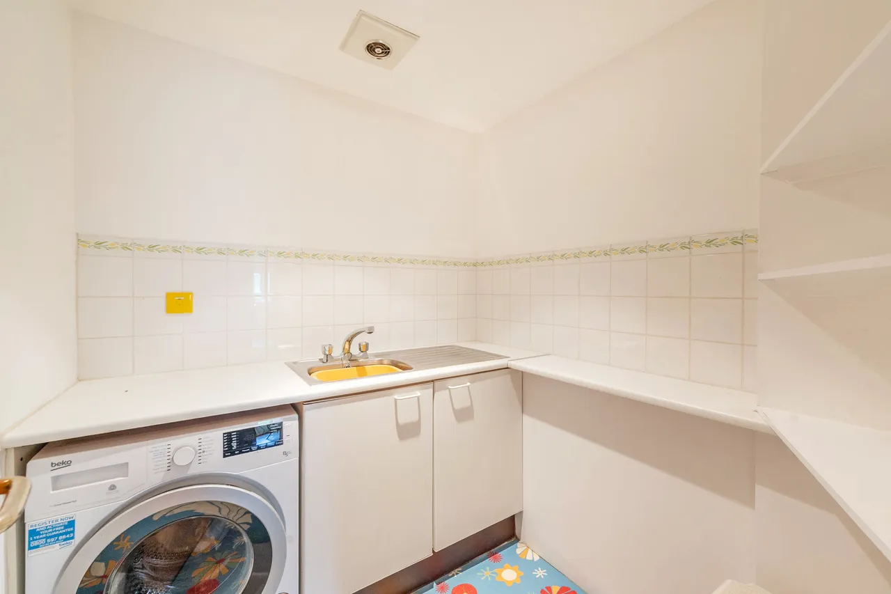 12 Chasewood Park, Harrow, photo 8