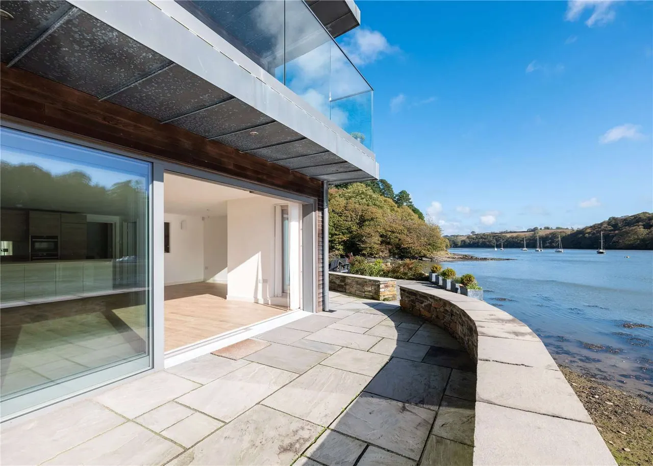 Bar Meadows, Malpas, Truro, Cornwall, TR1 1SS, photo 7