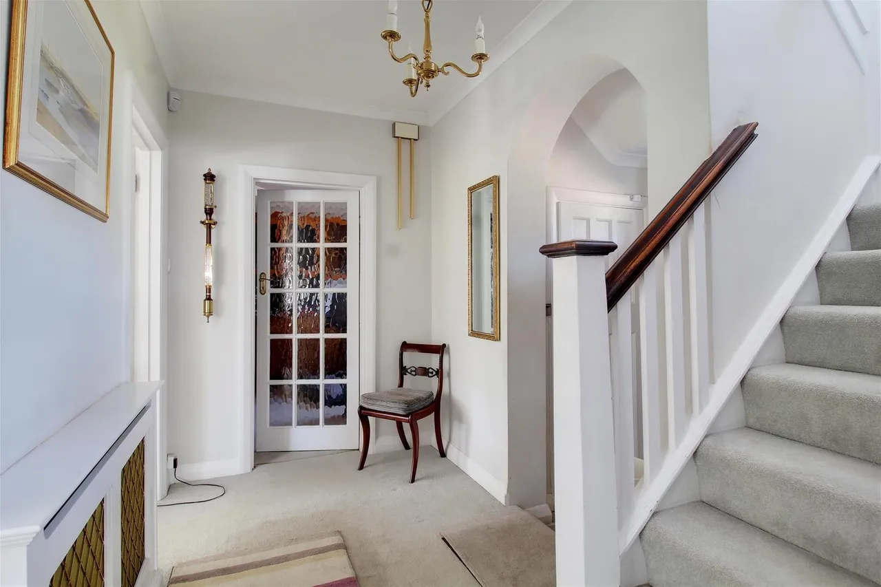 Mymms Drive, Brookmans Park AL9 7AF, photo 5