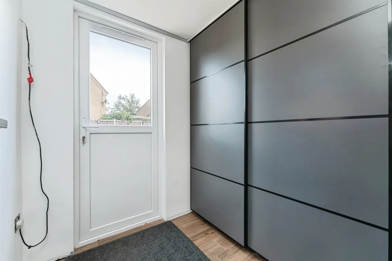Oak Drive, Beck Row, BURY ST. EDMUNDS, photo 7