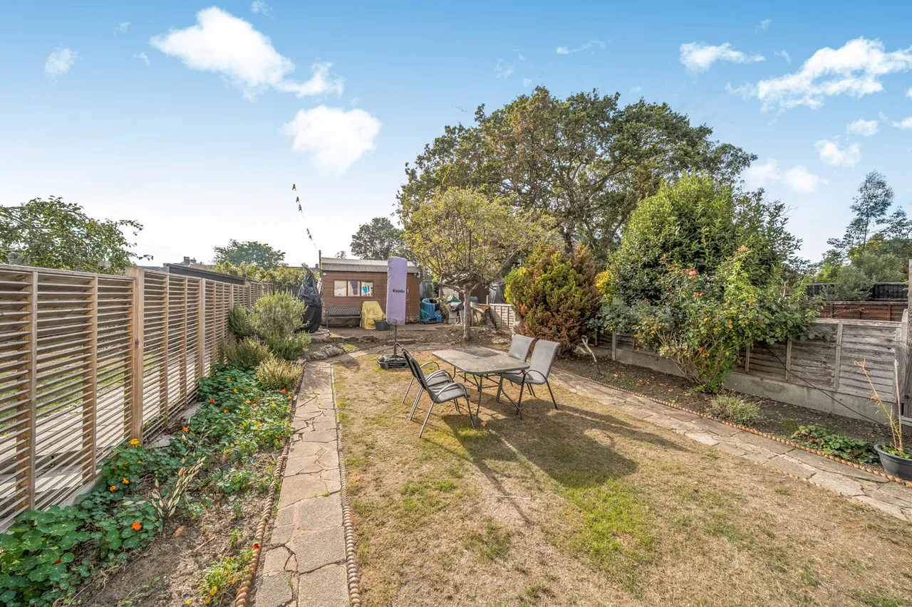 Hazelbank Road, SE6, photo 6