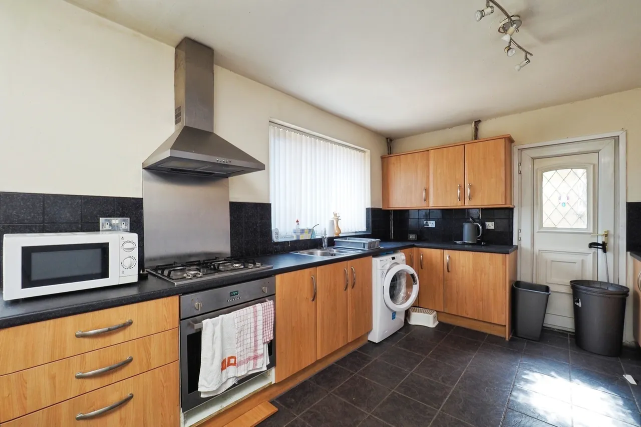 Failsworth Close, Clifton, Nottingham, NG11, photo 2