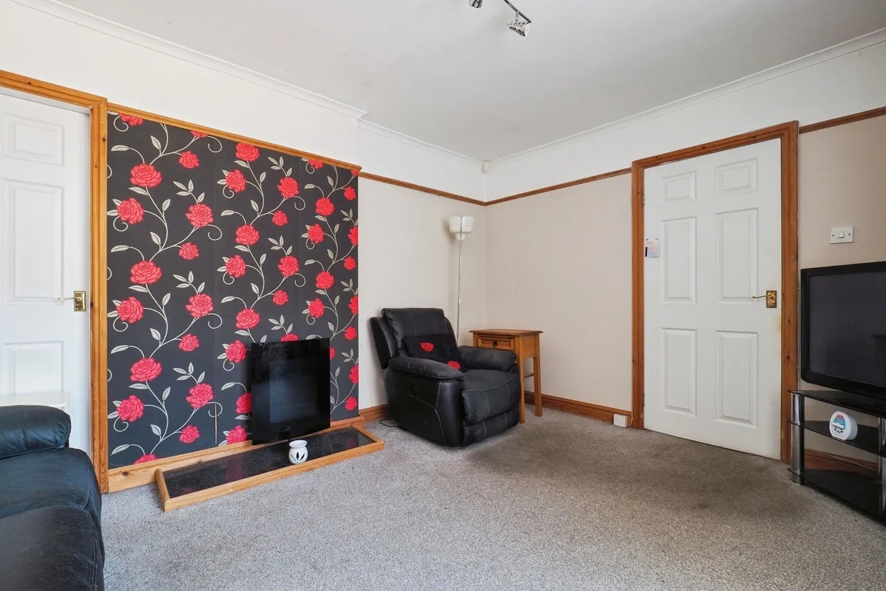 Failsworth Close, Clifton, Nottingham, NG11, photo 6