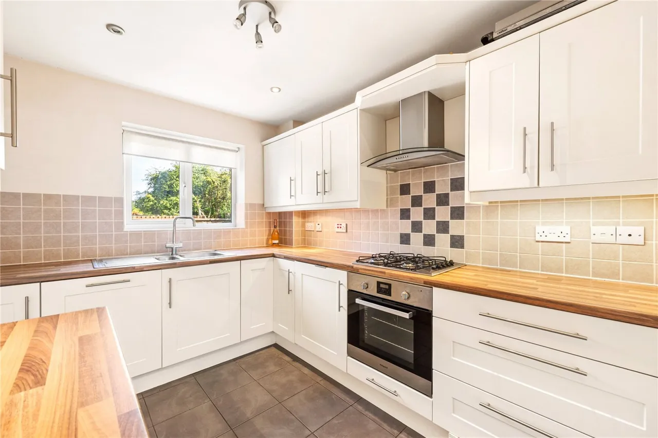 Westerleigh Road, Emersons Green, BS16, photo 4