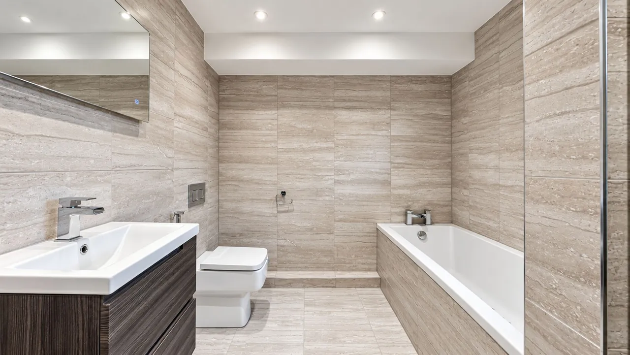 Millfield Court, Hale, WA15, photo 9