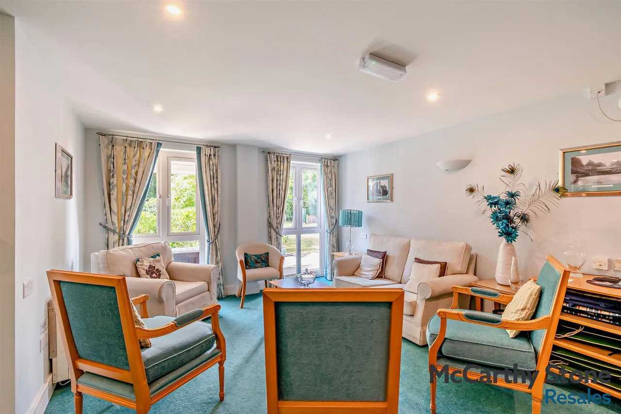 Penlee Close, Edenbridge, TN8, photo 21