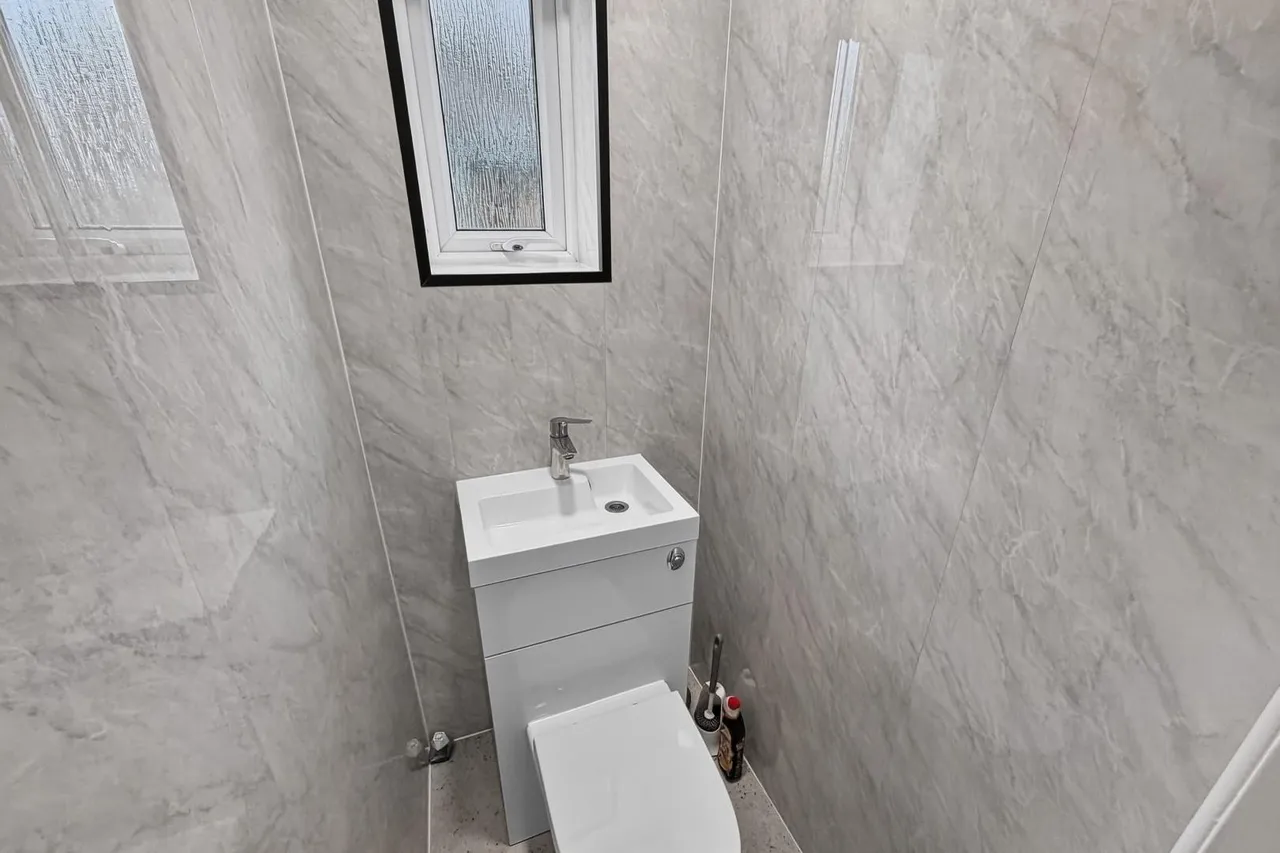 Downs Drive, Timperley, WA14, photo 17