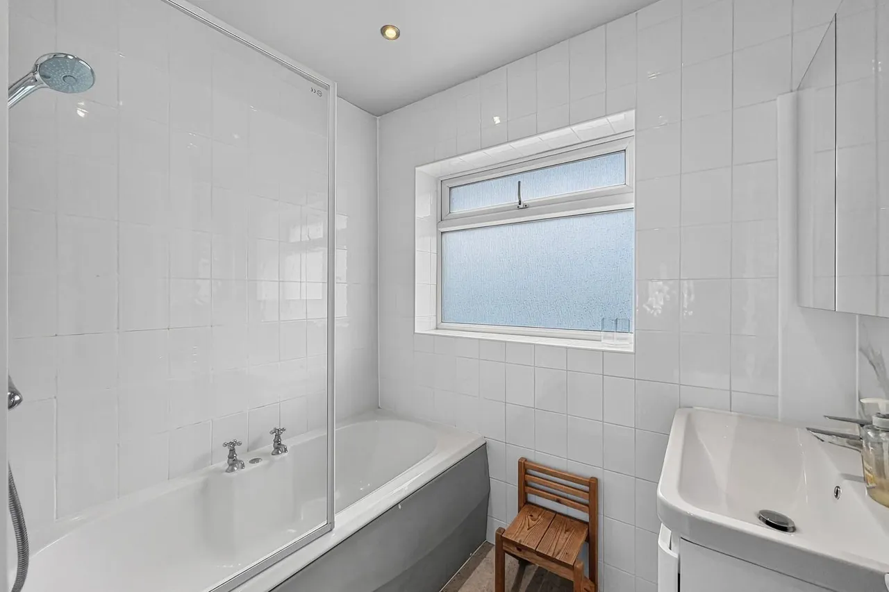 Downs Drive, Timperley, WA14, photo 16