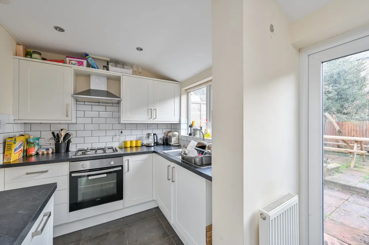 44 Rectory Lane, London, photo 3