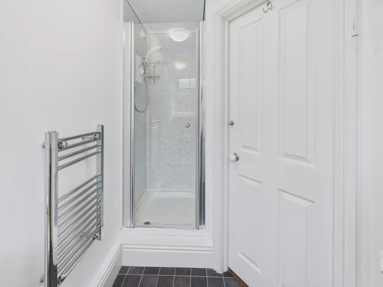 Ashgate Road, Ashgate, S40, photo 9