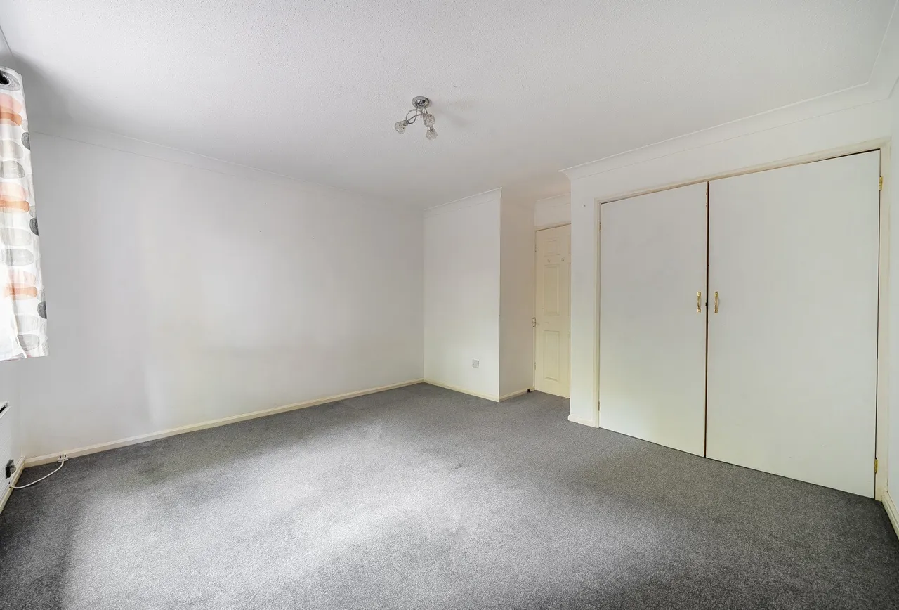 King George Close, Cheltenham, GL53 7RF, photo 5
