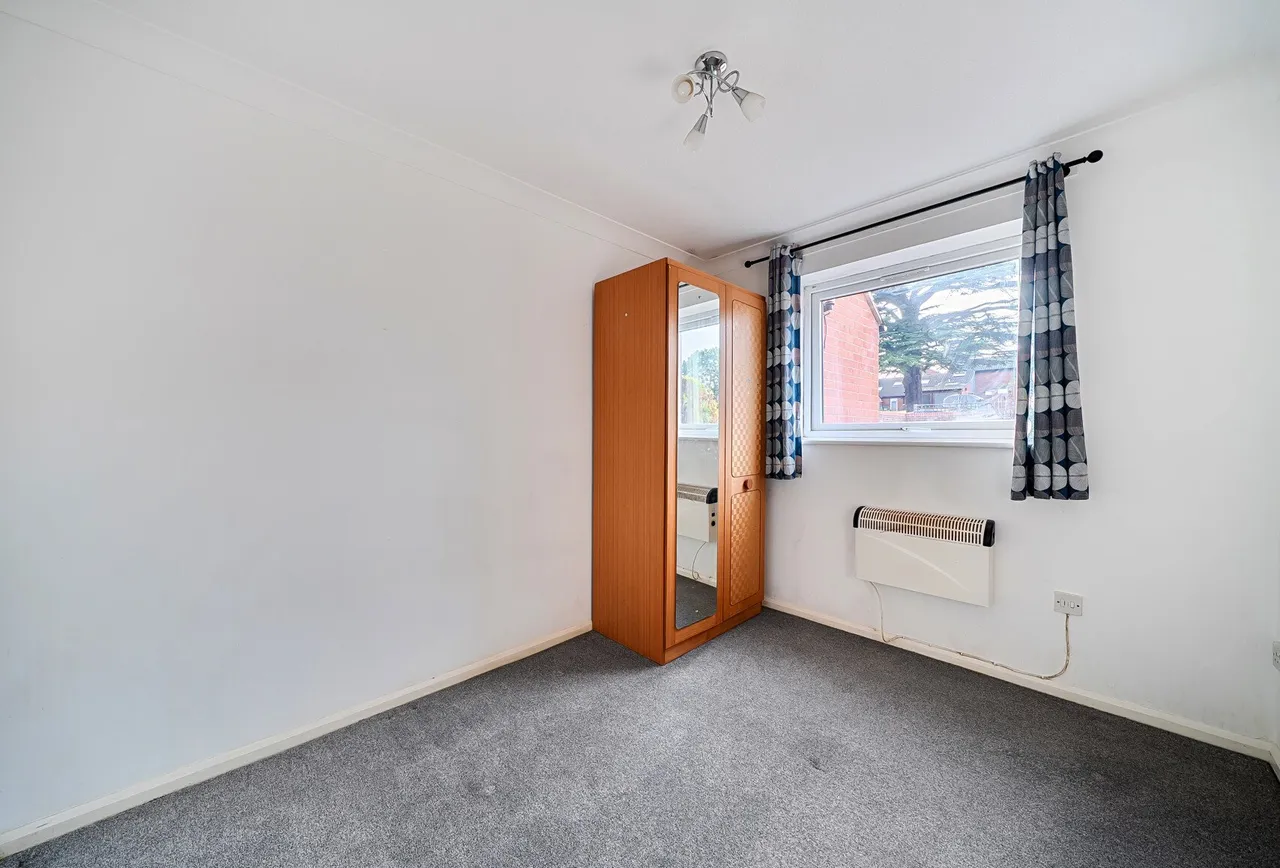 King George Close, Cheltenham, GL53 7RF, photo 7