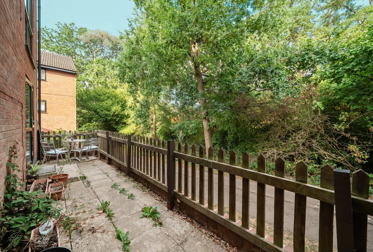 King George Close, Cheltenham, GL53 7RF, photo 10