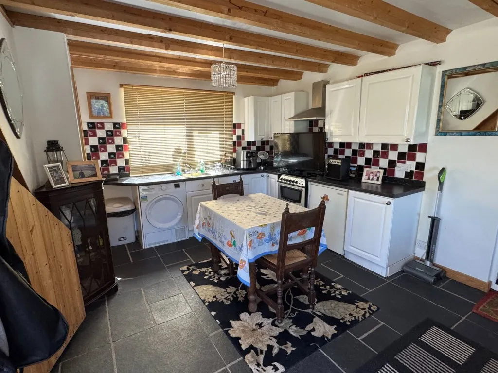Wetherby ~ Third Avenue, LS22, photo 13