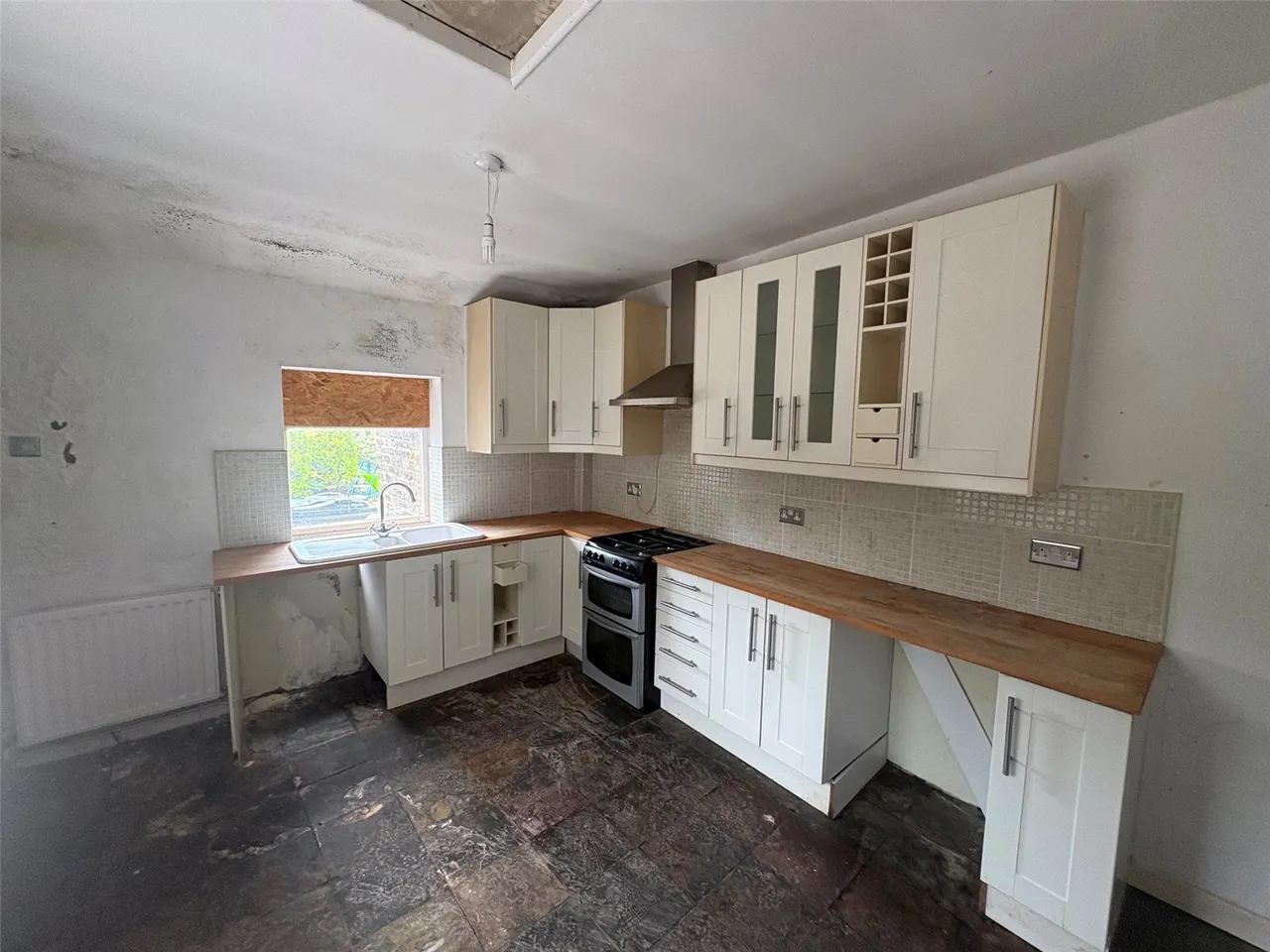 Cottingley Road, Allerton, Bradford, West Yorkshire, BD15, photo 4