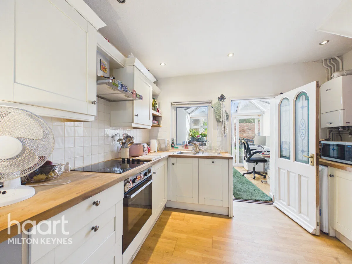 Silver Street, Stony Stratford, MK11, photo 4