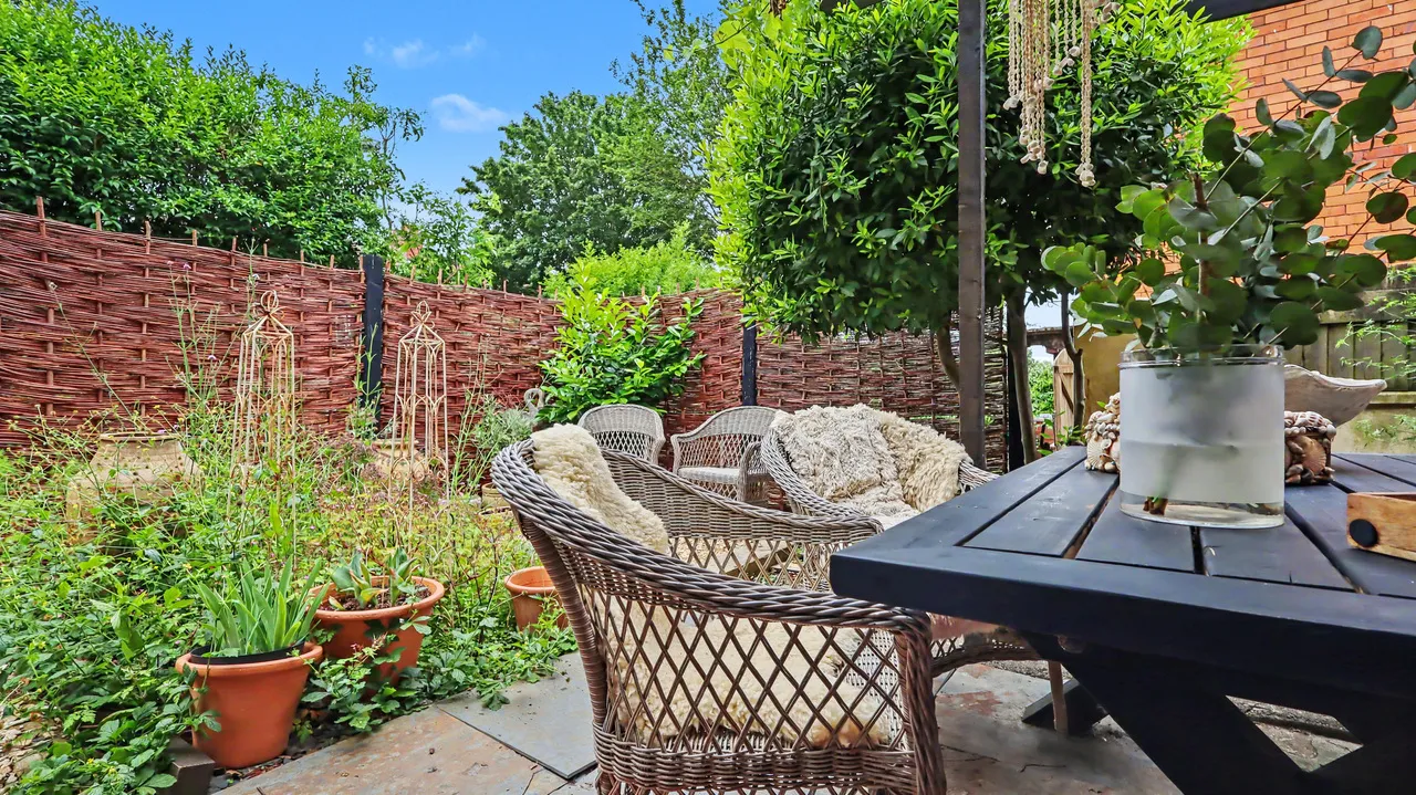 St. Edmunds Road, Glastonbury, photo 16