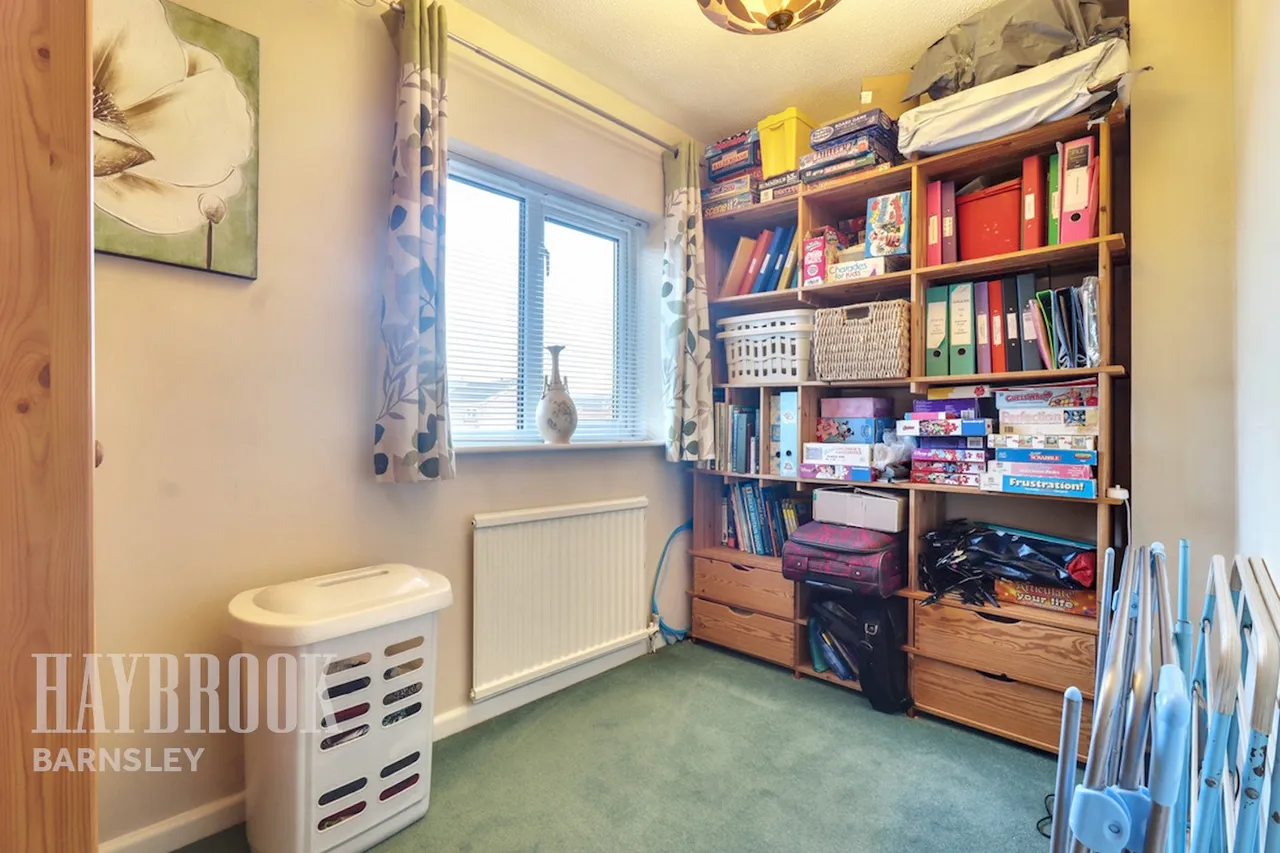 Broomhead Court, Mapplewell, photo 18