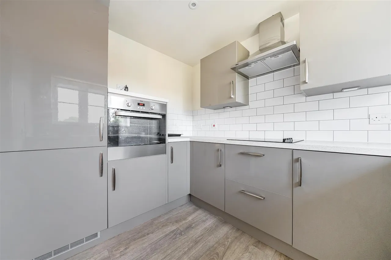 Station Road, Knowle, B93, photo 6