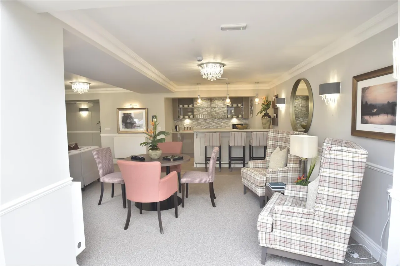 Station Road, Knowle, B93, photo 15