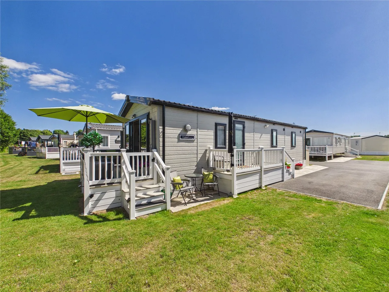 2 bed property for sale, Walton Avenue, Felixstowe, IP11