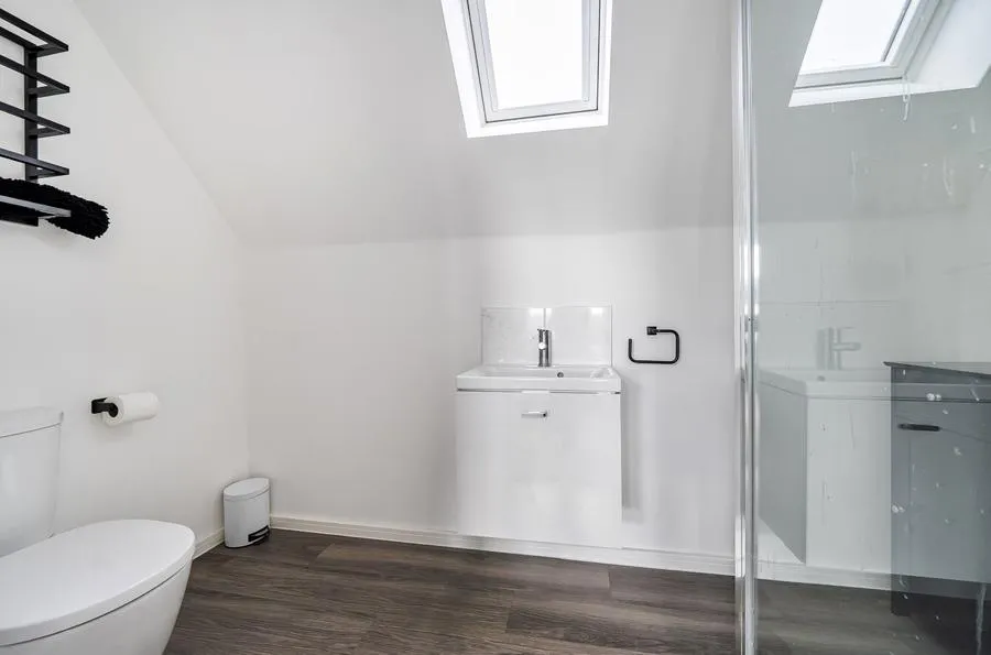 Fedora Way, Houghton Regis, LU5, photo 14