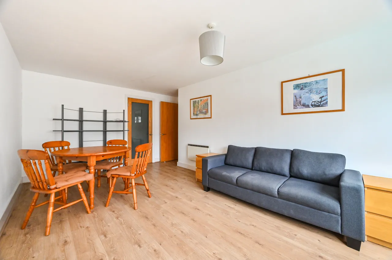 164 St Davids Square, London, photo 9