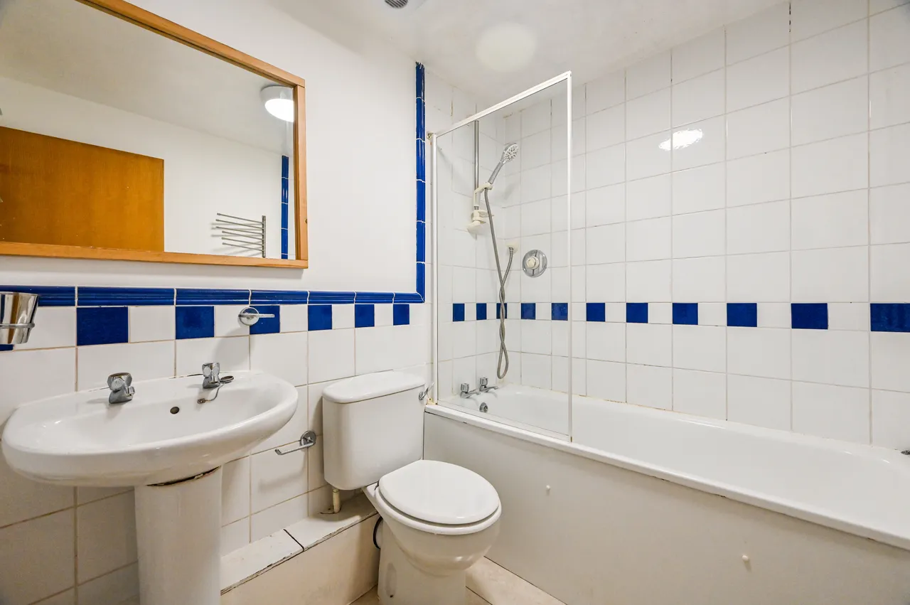 164 St Davids Square, London, photo 11