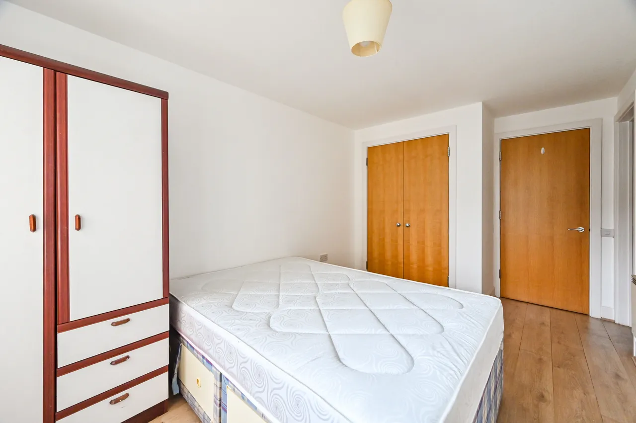 164 St Davids Square, London, photo 5
