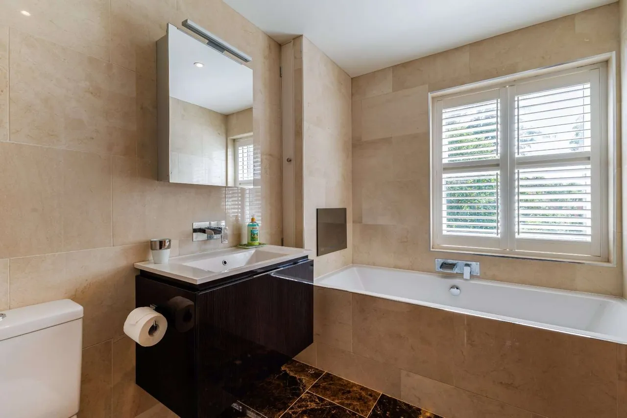 Cromwell Gardens, Marlow, SL7, photo 14