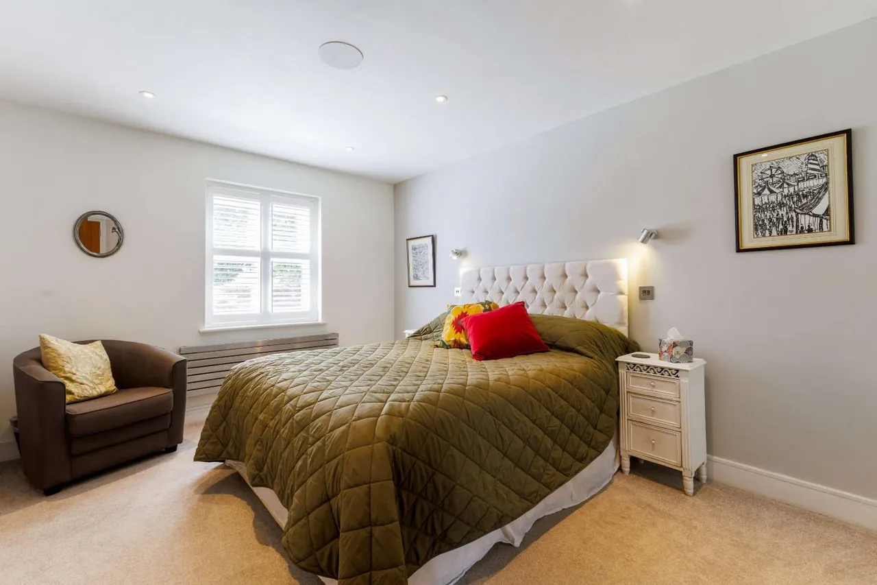 Cromwell Gardens, Marlow, SL7, photo 10