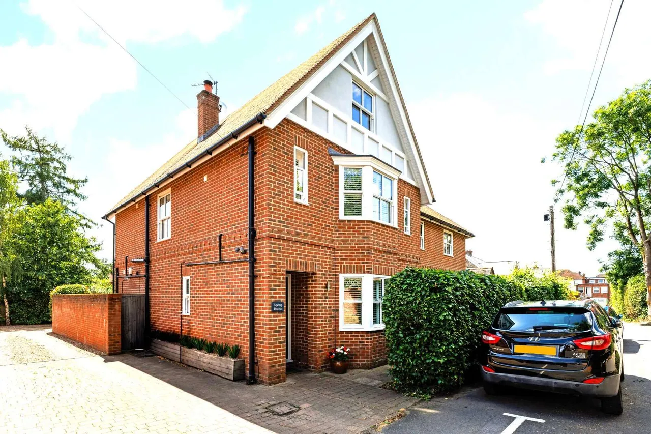 Cromwell Gardens, Marlow, SL7, photo 17