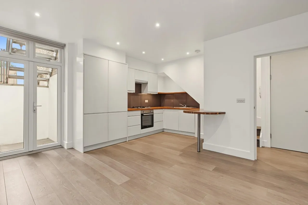 Alexandra Grove, London, N4, photo 5