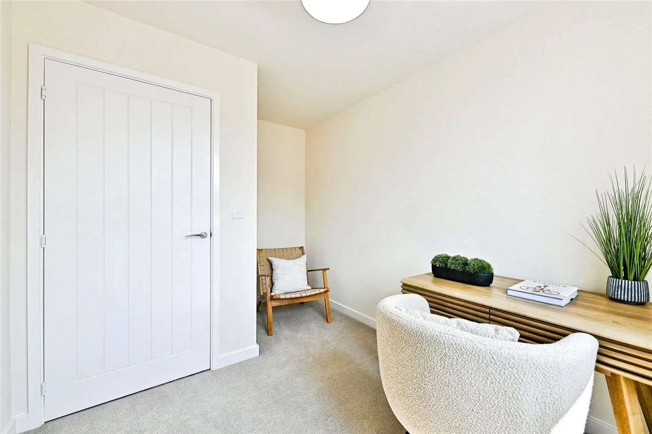 Trentside, Beeston, NG90, photo 8