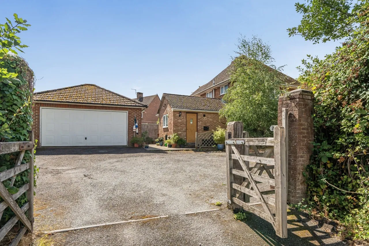 Brookley Road, Brockenhurst, SO42, photo 4