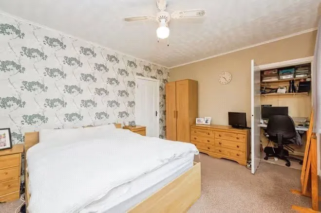 Dormer Avenue, Tamworth, Staffordshire, B77, photo 12