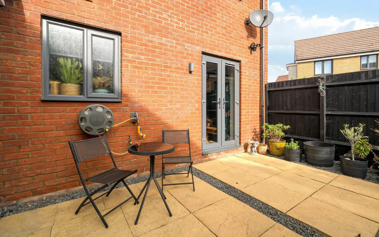Ellis Close, Wootton, Bedford, photo 17