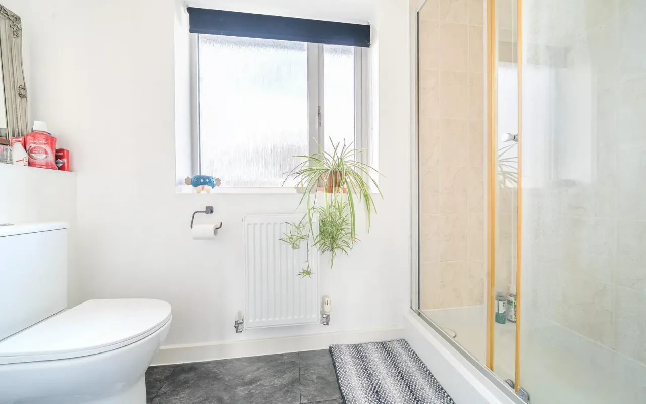 Ellis Close, Wootton, Bedford, photo 11