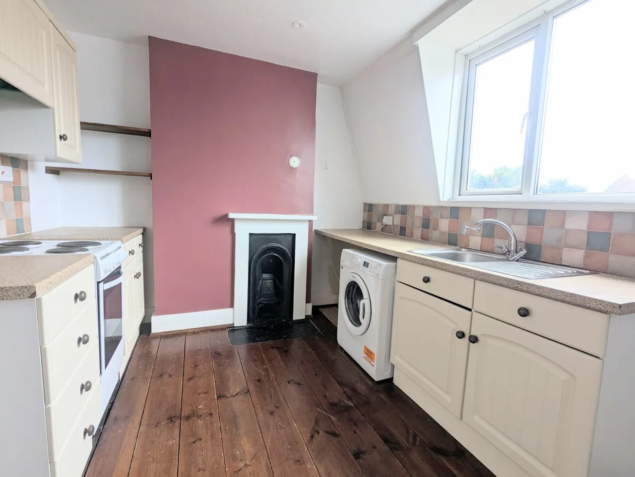 St. Peters Street, Bedford, MK40, photo 2