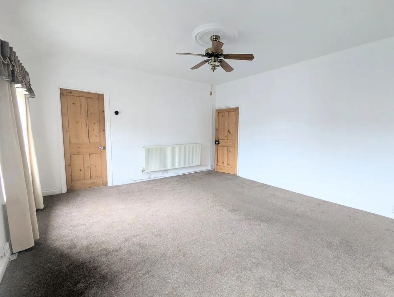 St. Peters Street, Bedford, MK40, photo 4