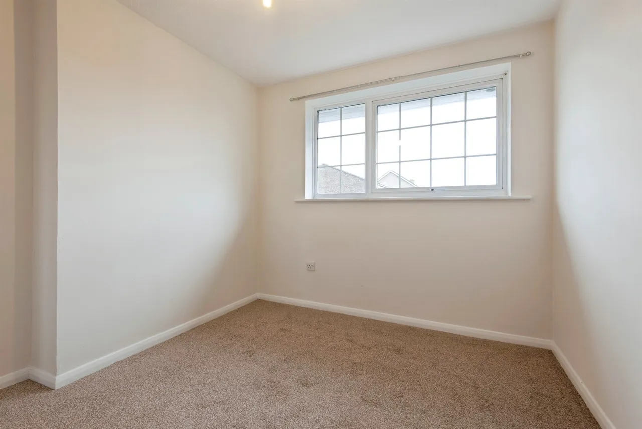 Wordsworth Close, Royston, photo 9