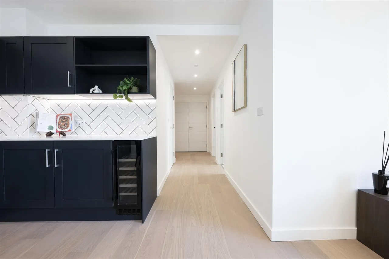 Fulton Road, Wembley, HA9, photo 41